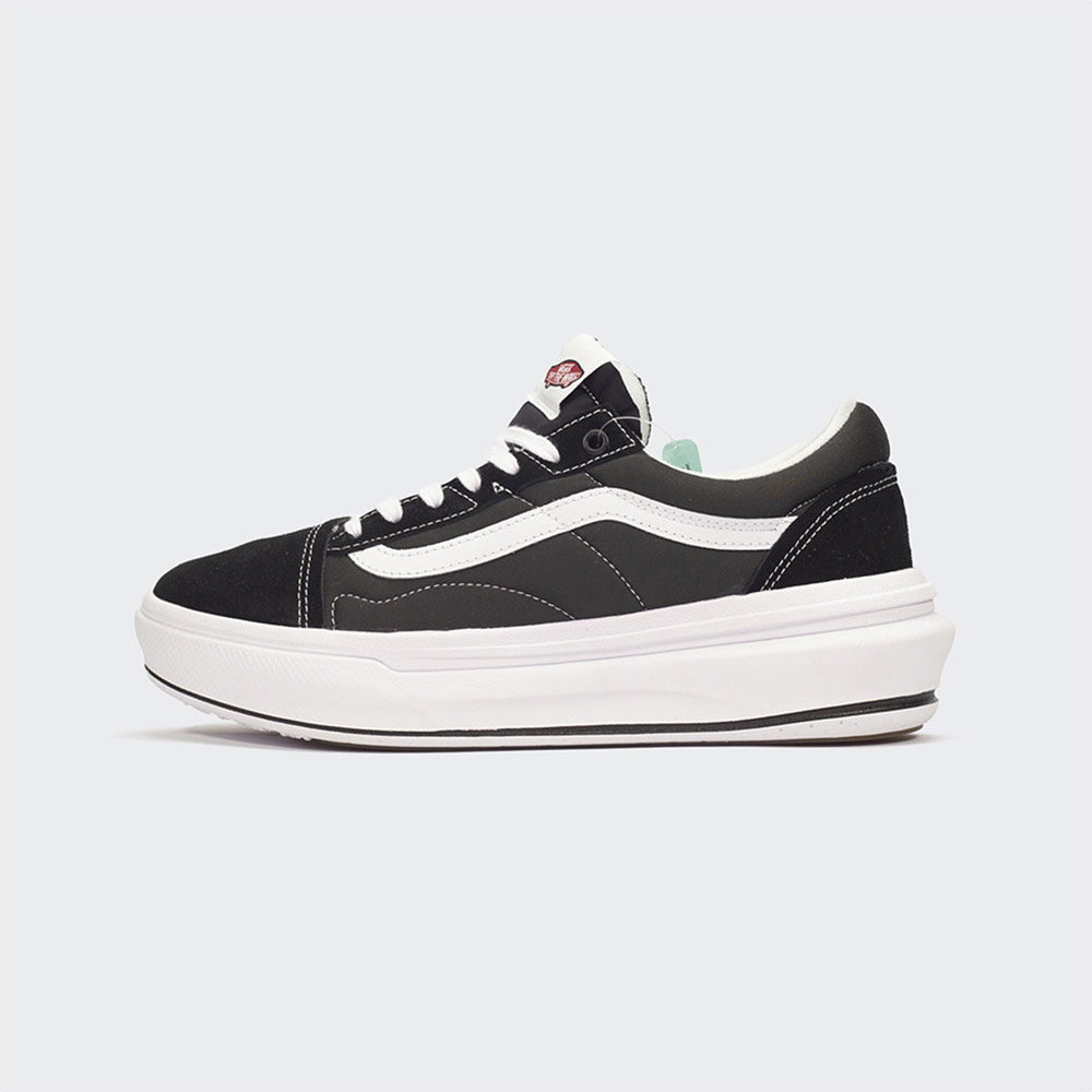 Tenis Vans Old Skool Overt Comfycush VN0A7Q5EBA2