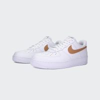 Tenis Nike Air Force 1 '07 White Amber Brown FQ2742 101