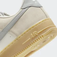 tenis-Nike-Air-Force-1-07-LV8-Phantom-Gum-Yellow-FQ8714-002