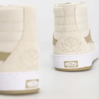Tenis Vans BMX Sk8 Hi Angie Marino Antique Crema VN0A5JIQACS