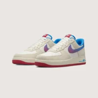 Tenis Nike Air Force 1 '07 LV8 Nike Inc Crema HQ3618 113