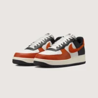 Tenis Nike Air Force 1 07 LV8 Vintage Coral Negro HQ4987 010